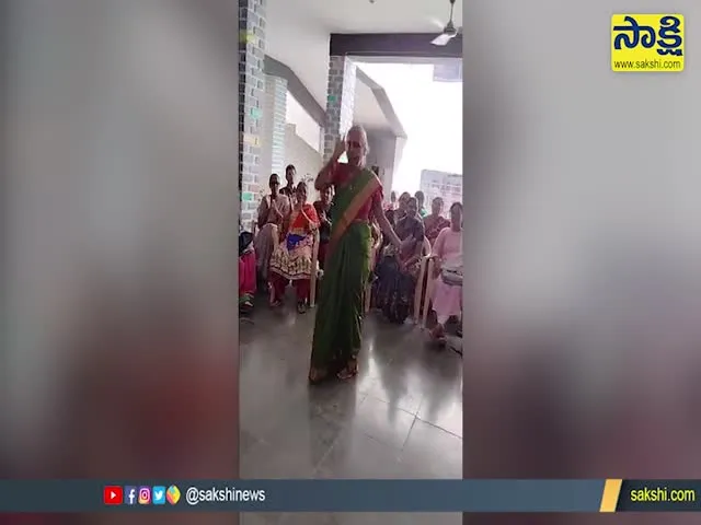 Old Women Dance Viral Video