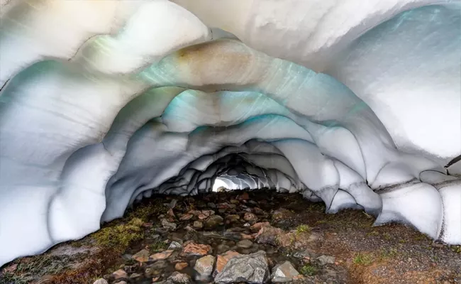 Viral: Ice Caves Inside Mount Rainier Displaying Beautiful Magical Rainbow May Be Deadly - Sakshi