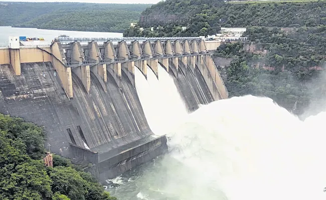 Flood rises to Srisailam dam Andhra Pradesh - Sakshi