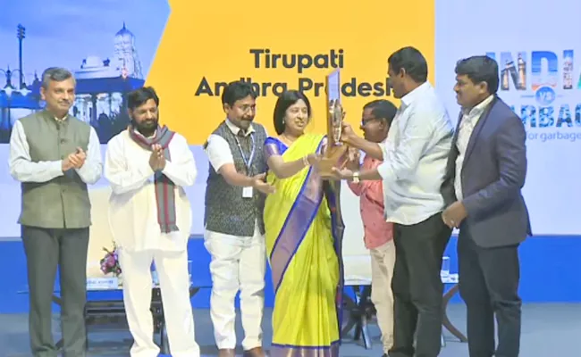 National Award for AP In Swachh Survekshan Award - Sakshi