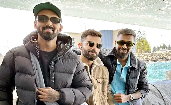 Virat Kohli Roaming Out-Birthday Boy Hardik Pandya In Australia Viral - Sakshi