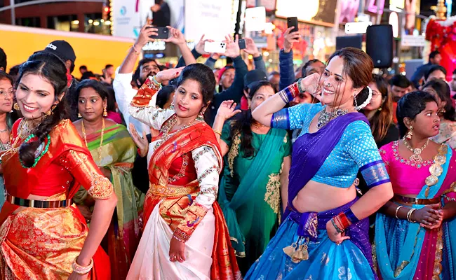 Bangaru Bathukamma festival in America Newyork Times Square Tana - Sakshi