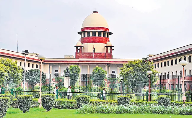 Supreme Court Ultimatum To Telangana Power Companies - Sakshi