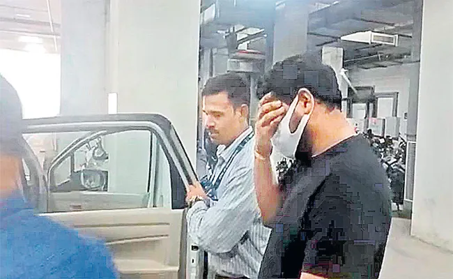 Delhi liquor scam: Abhishek arrested, in CBI custody - Sakshi