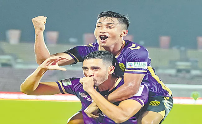 Hyderabad FC Beat North East-United FC By 3-0 Indian Super League - Sakshi