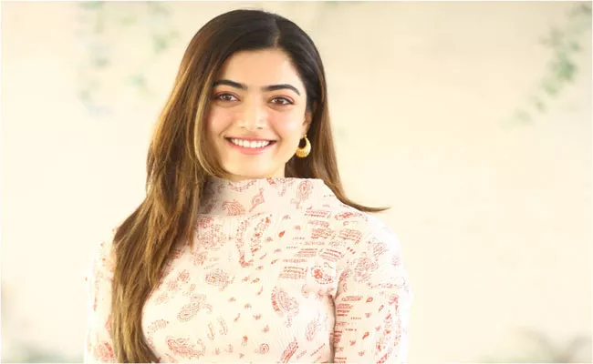 Rashmika Mandanna To Play Female Lead In Dhanush Movie - Sakshi