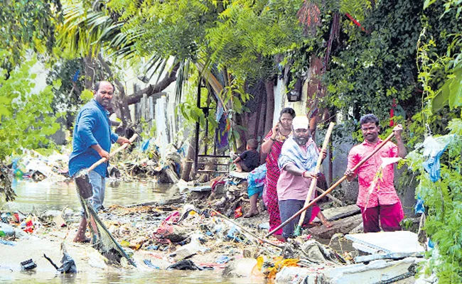 The People Of Anantapura Sigh Of Relief As The Flood Receded - Sakshi