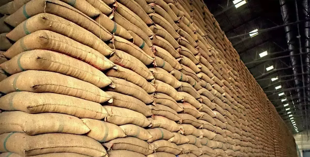 FCI data: India foodgrain stocks decline to 5-year low - Sakshi