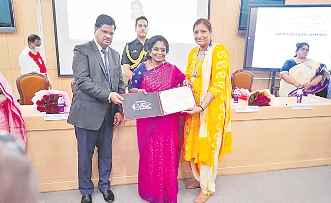 Governor Tamilisai Soundararajan At Nalsar Conference - Sakshi