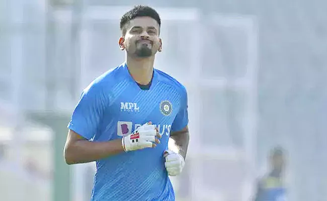 Shreyas Iyer joins Mumbai Rajkot for Syed Mushtaq Ali T20 Tourney - Sakshi