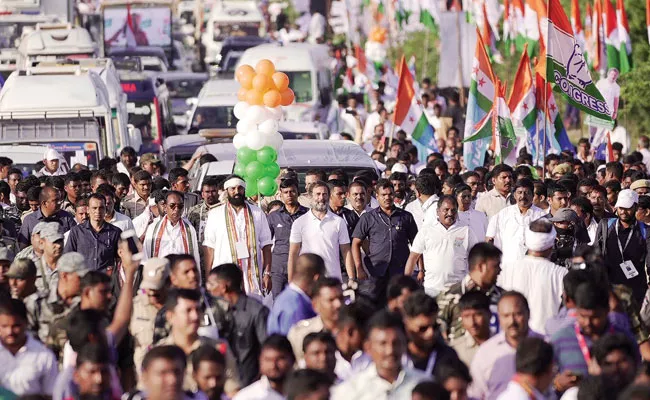 Telangana: Rahul Gandhi Bharat Jodo Yatra Slight Changes In Schedule - Sakshi