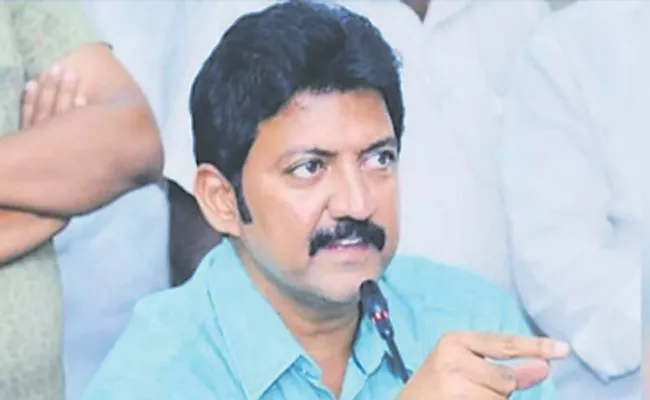 Vallabhaneni Vamsi Mohan Fires On Chandrababu - Sakshi