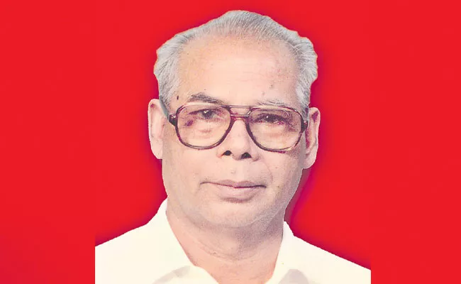 Maddikayala Omkar: Comrade, Marxist, Narsampet Former MLA - Sakshi