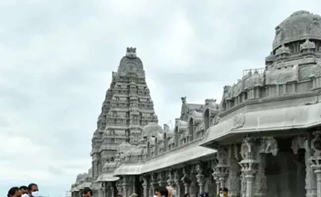 Yadadri Temple Will Close On October 25th 2022 - Sakshi