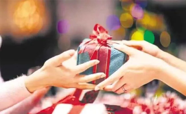 Received Bonus Diwali Gifts You Can Be Taxed Check Details - Sakshi