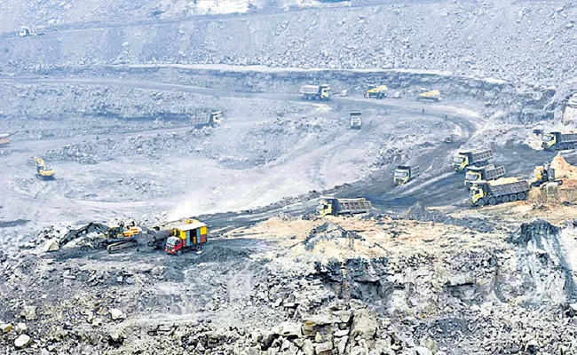 Andhra Pradesh govt conduct e-auction for over 500 granite mines - Sakshi