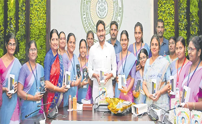 AP CM YS Jagan Review Meeting On Women And Child Welfare Dept - Sakshi