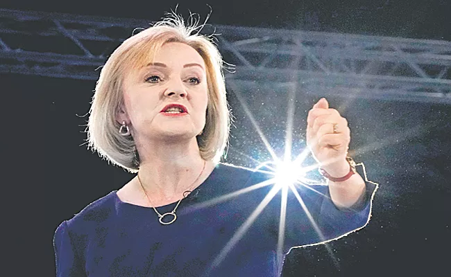 Liz Truss 45 days as Prime Minister, what happened - Sakshi