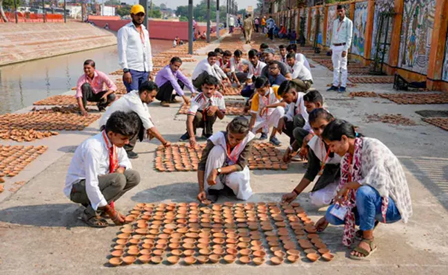 Uttar Pradesh Ayodhya Deepotsav Guinness World Record - Sakshi