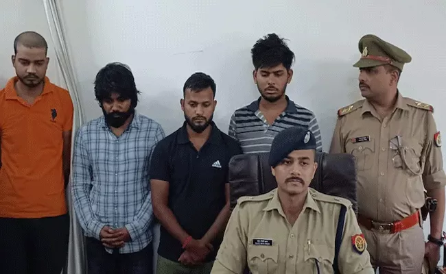 4 Arrested in Noida For Filming Couples in OYO Rooms Extorting money - Sakshi