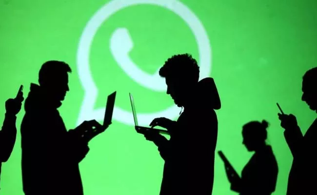 Whatsapp reation on whatsapp down - Sakshi