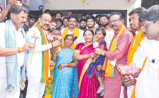 Telangana BJP Campaign In Munugode By Poll 2022 - Sakshi