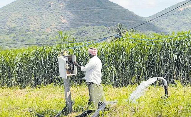 Meters for quality electricity to farmers says Department of Energy - Sakshi