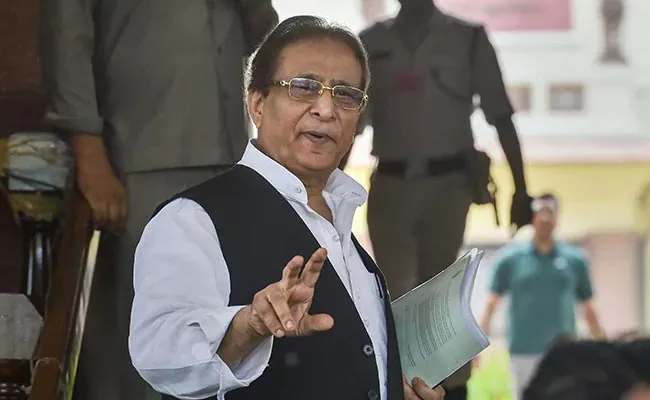 Samajwadi Party Leader Azam Khan Guilty Of Hate Speech On UP CM - Sakshi