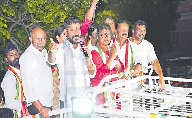 TPCC Chief Revanth Reddy About Palvai Sravanthi Over Munugode By poll 2022 - Sakshi