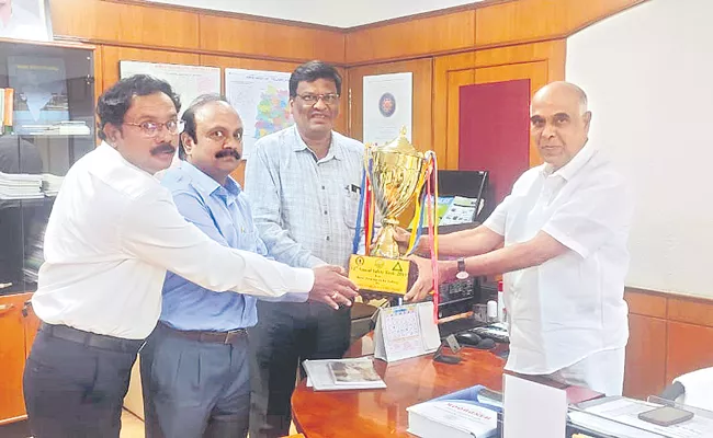 Telangana Genco Bags Mines Safety Award - Sakshi