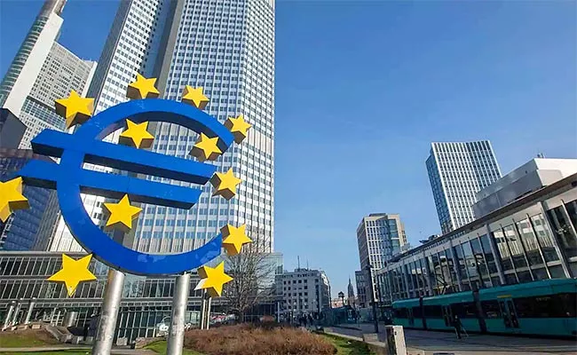 European Central Bank hike of interest rates to tame inflation - Sakshi