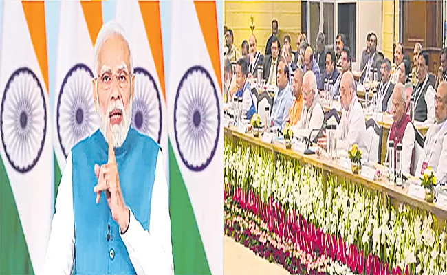 PM Modi Just Proposes One Nation One Uniform For Police - Sakshi