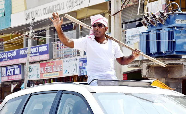 KA Paul In Farmer Getup At Munugode - Sakshi