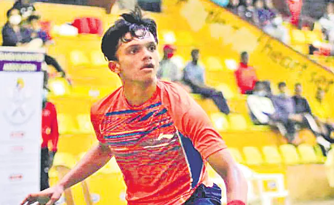 Sankar Muthusamy reaches BWF World Junior Championships semifinal - Sakshi