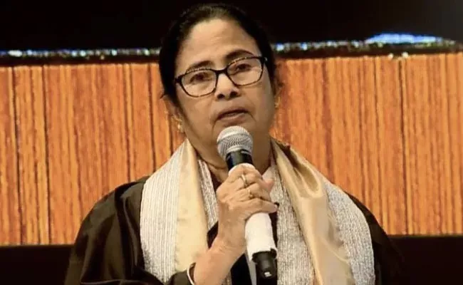 Mamata Banerjee Urges Chief Justice of India To Save Democracy - Sakshi