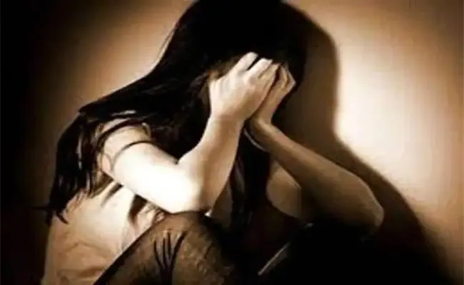 six year girl molested by man in dichpally Nizamabad - Sakshi