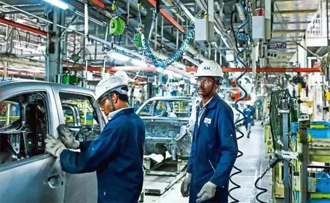 Indian Auto Firms Key Management Have Poor Understanding Obligations: Report - Sakshi