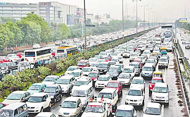 Automobile retail sales rise 11percent in Sep on festive fervour - Sakshi