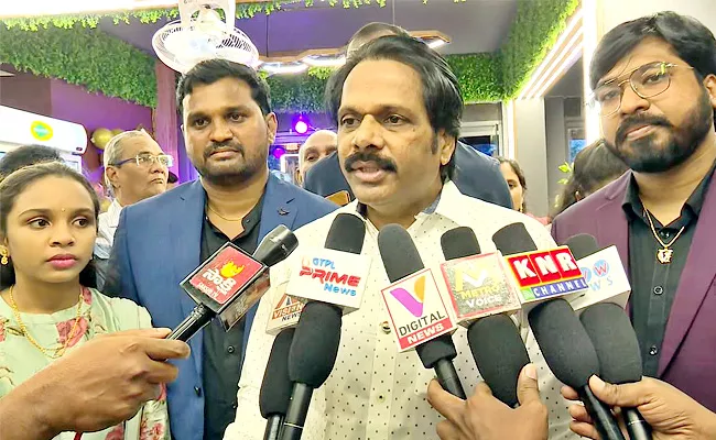 MP MVV Satyanarayana Slams Amaravati Agitation - Sakshi