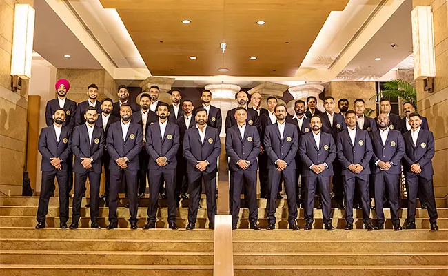 Team Indias T20 World Cup-Bound Squad Departs For Australia - Sakshi