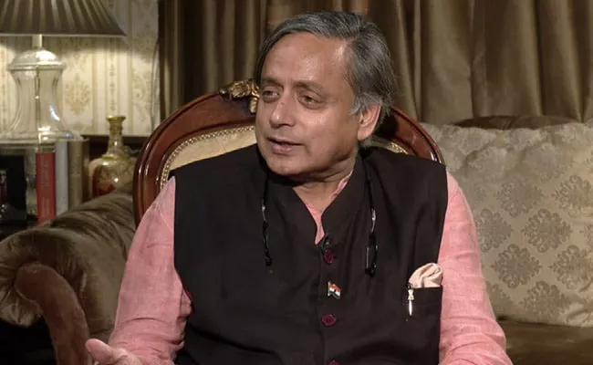 Shashi Tharoor Rejects Talks Of Opting Out Of Party Chief Race - Sakshi