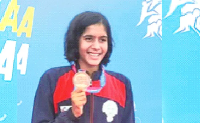 Telangana Swimmer Vritti Won Bronze Medal National Games 2022 - Sakshi