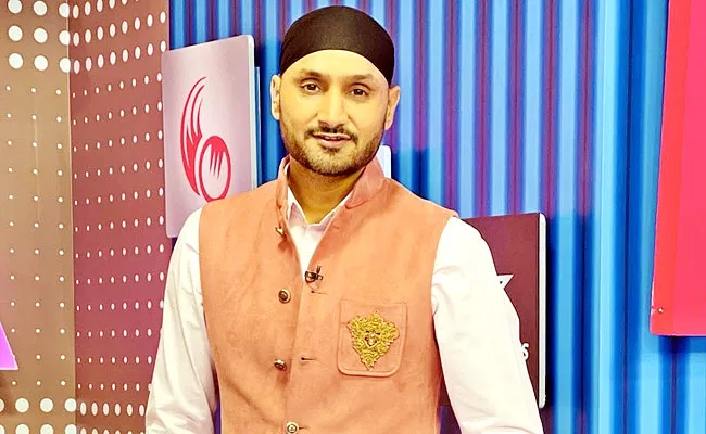 Harbhajan Singh Alleges Illegal Activities At Punjab Cricket Association - Sakshi