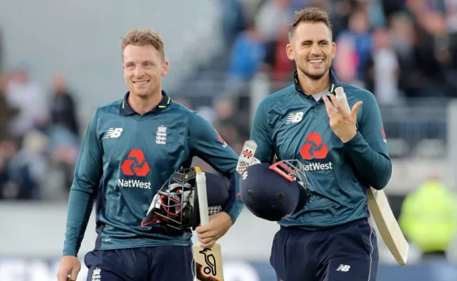 England Beat Australia By Eight Runs In First T20I - Sakshi