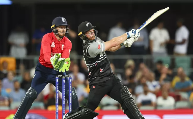 Mark Wood Bowls 152 kmph Delivery Glenn Phillips Hits-It-For 94M-Six - Sakshi