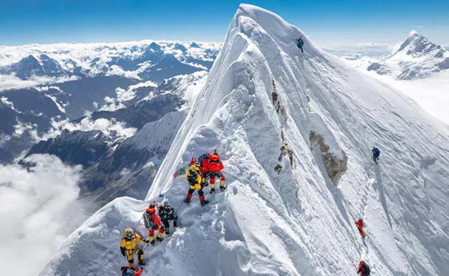 What Human Can Learn From Mount Everest - Sakshi