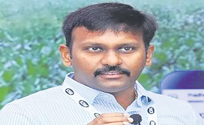 AP Agriculture Department Special Commissioner Harikiran Crop Insurance - Sakshi