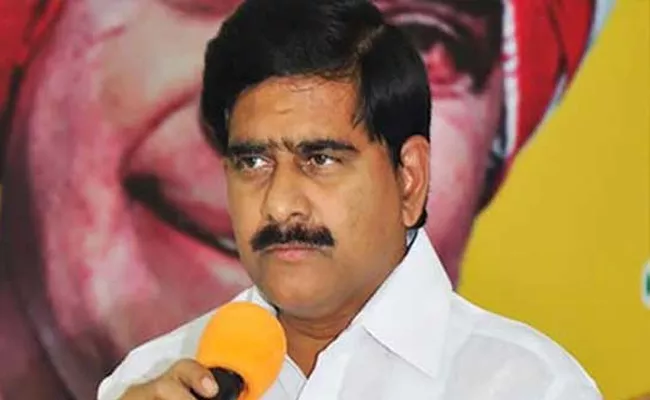 Devineni Umas Local And Non local Issue Headache To Chandrababu - Sakshi