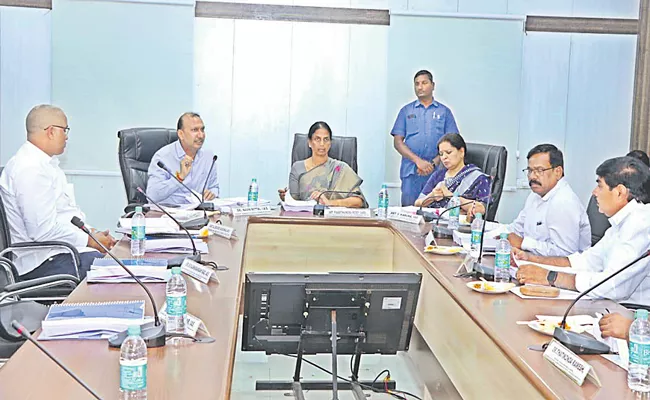 Telangana: Education Department Focus Key Changes In Intermediate education - Sakshi