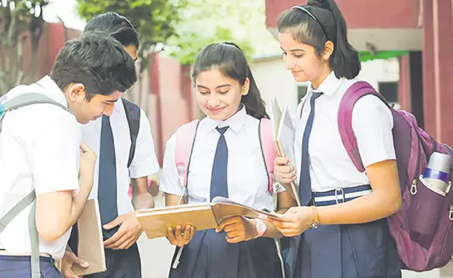 Tenth exams in CBSE pattern from 2025 Andhra Pradesh - Sakshi